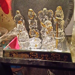 Seven piece nativity set
